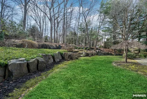 $1,450,000 | 14 Adams Drive, Cresskill, NJ 07626