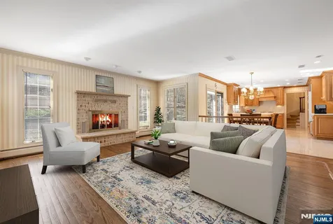 $1,450,000 | 14 Adams Drive, Cresskill, NJ 07626