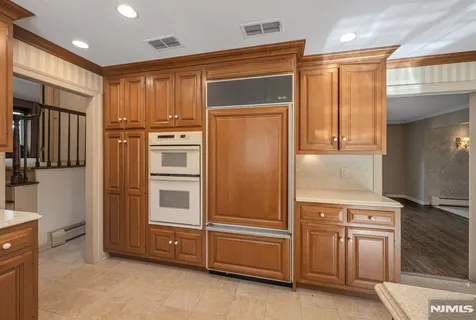 $1,450,000 | 14 Adams Drive, Cresskill, NJ 07626