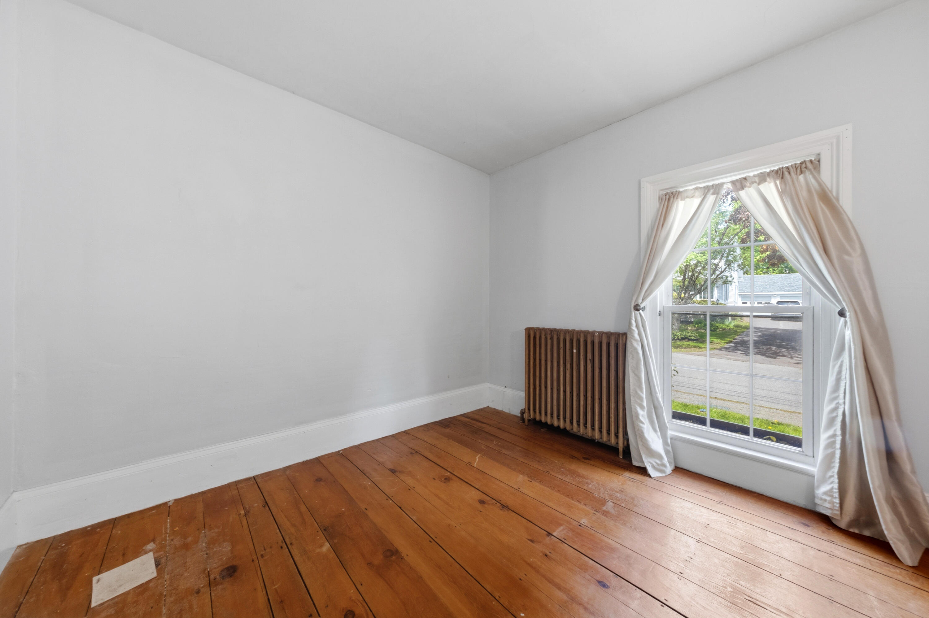 20 Chestnut Street Rockland, ME 04841 - Photo 21 of 52 53- 20 Chestnut Street - Rockland- JAC