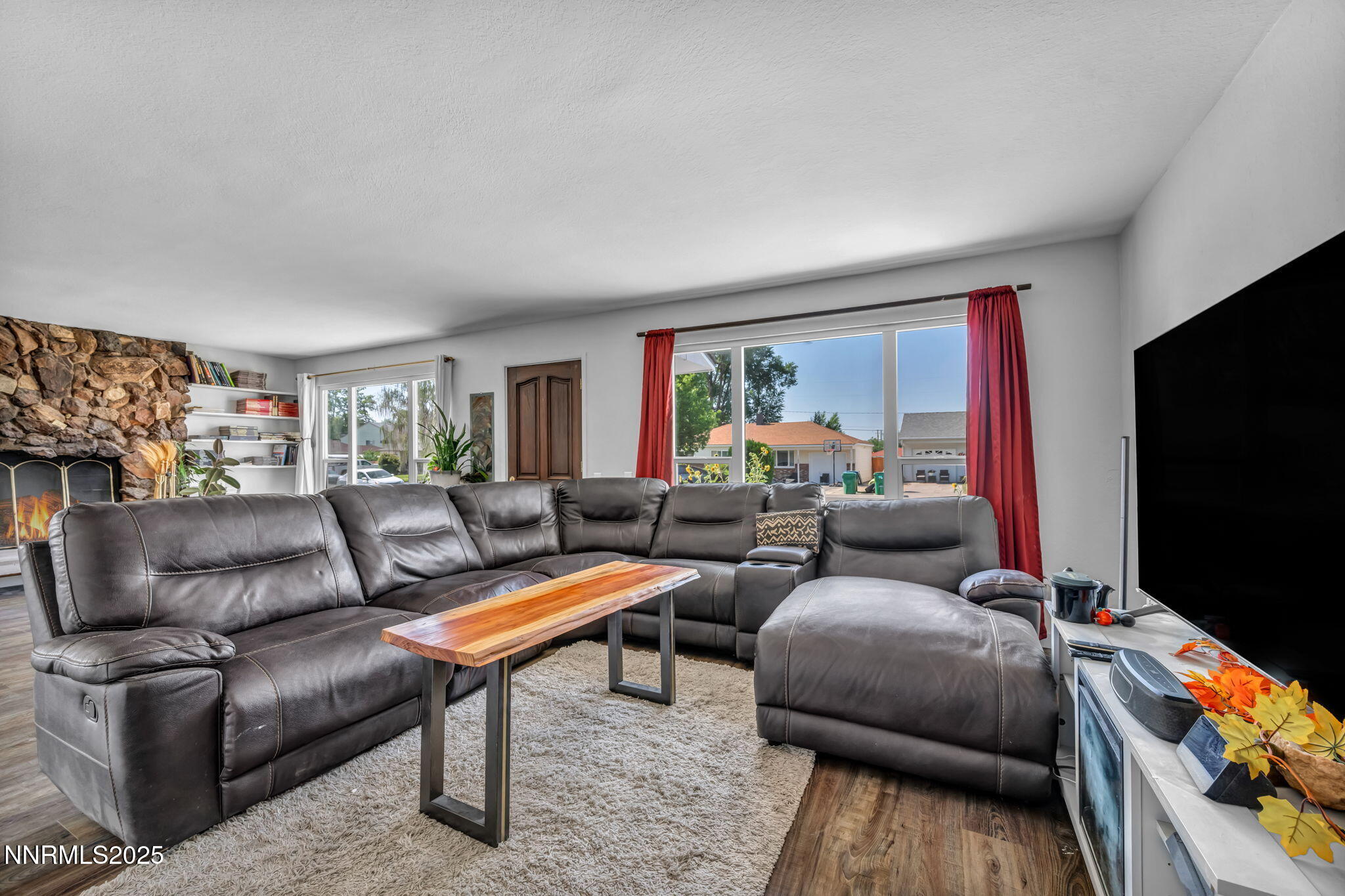 1145 Curti Drive Reno, NV 89502 - Photo 8 of 36 53-web-or-mls-1145-curti-dr
