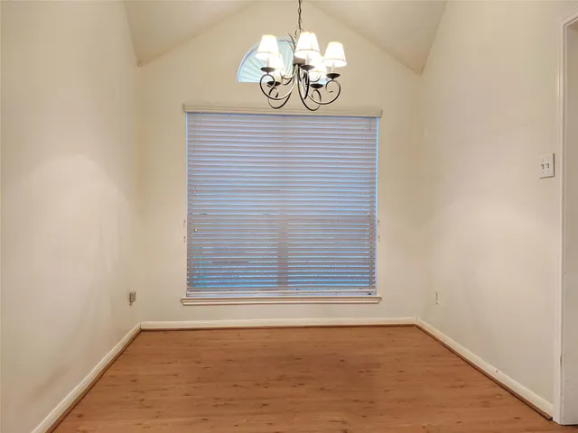 a view of empty room with window