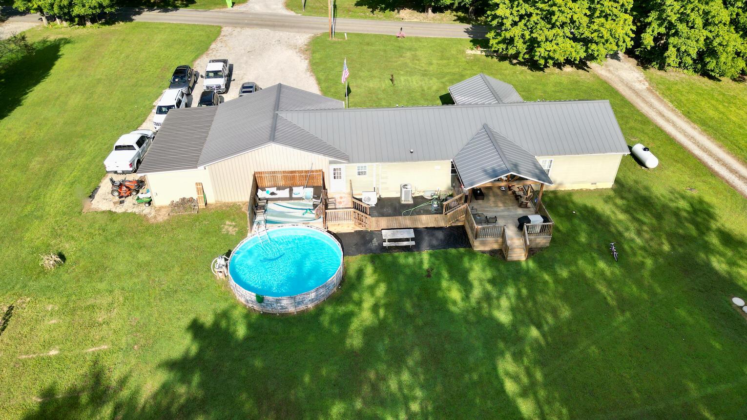 1149 Poes Run Road Londonderry, OH 45647 - Photo 17 of 47