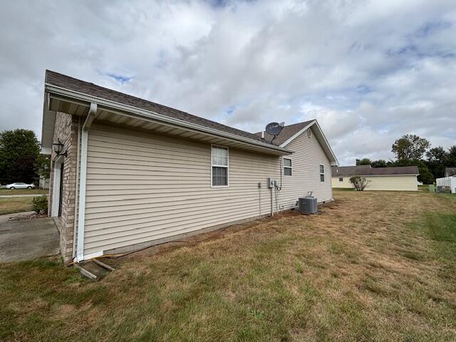 601 Elm Street Southwest De Motte, IN 46310 - Photo 14 of 19 640x480