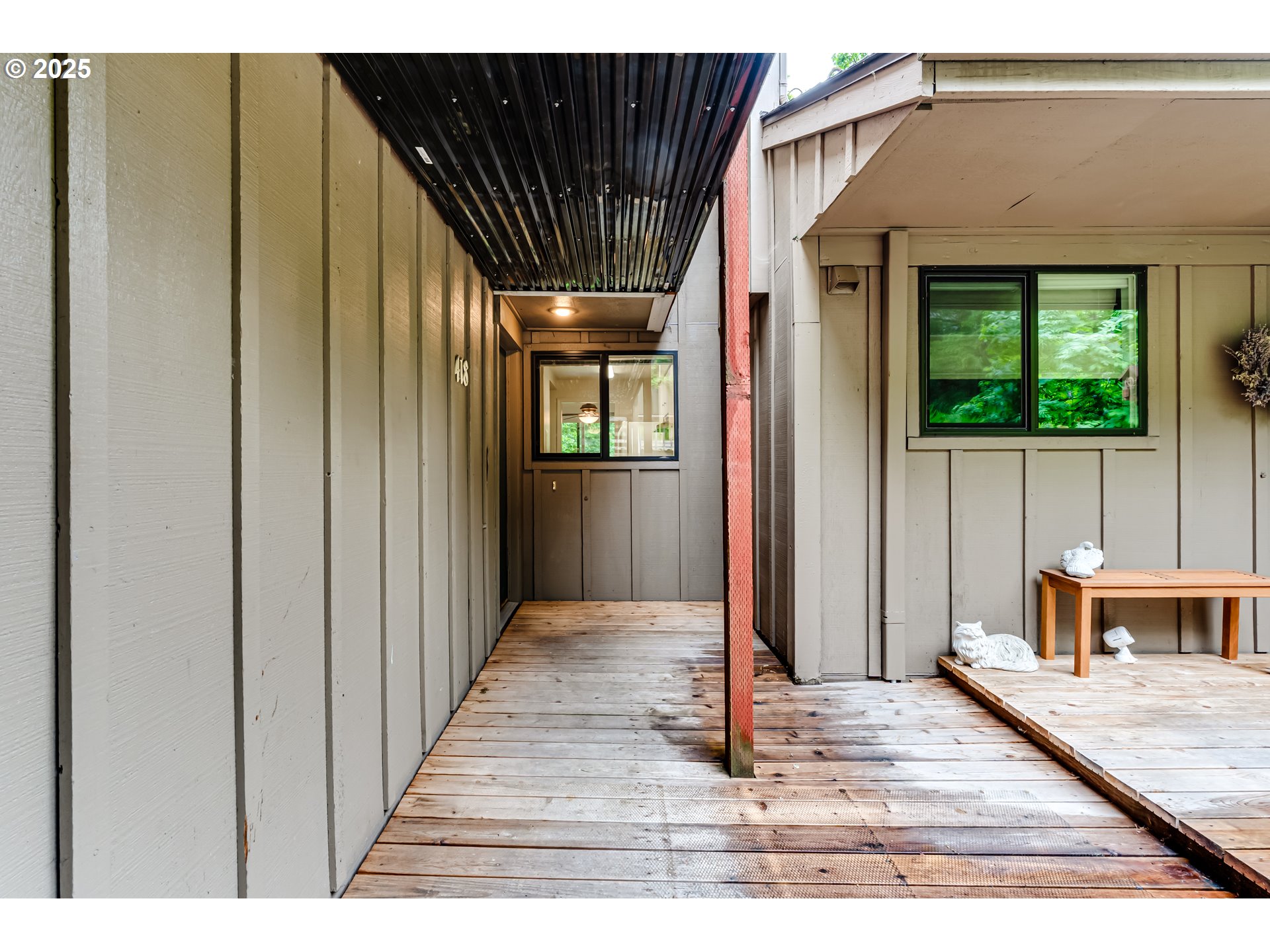 418 Stonewood Drive Eugene, OR 97405 - Photo 2 of 36 a view of a house with a porch
