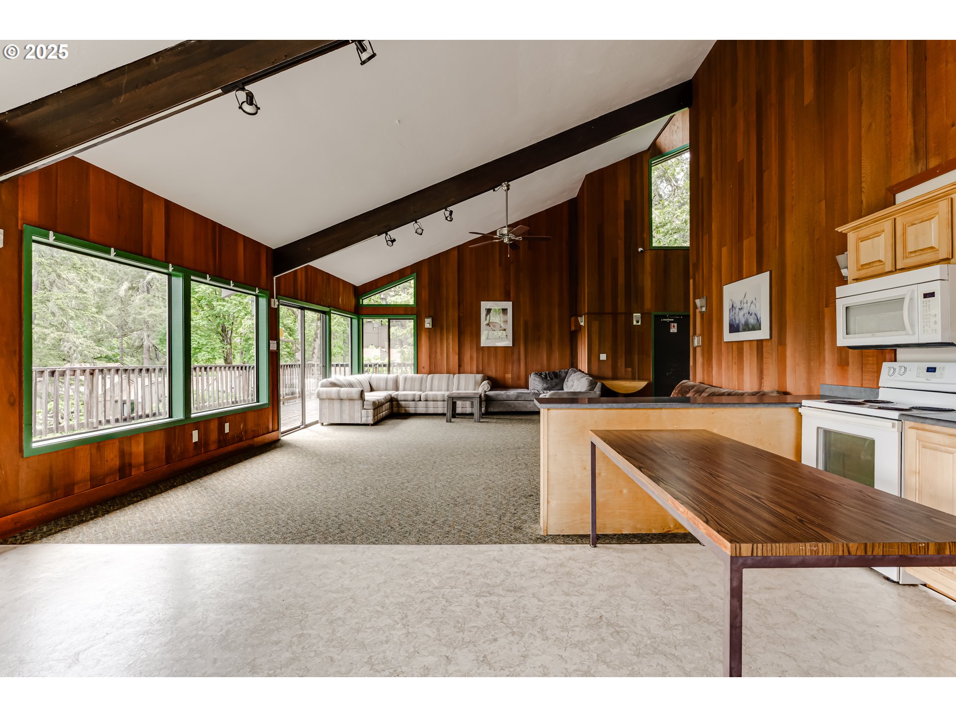 418 Stonewood Drive Eugene, OR 97405 - Photo 30 of 36 a view of swimming pool with seating area