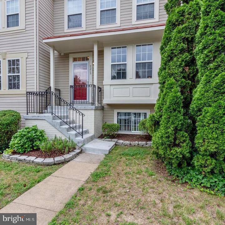 9215 McCarty Road Lorton, VA 22079 - Photo 2 of 39 front
