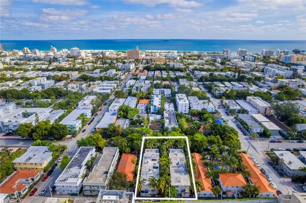 $2,700 | 728 Lenox Avenue, Unit A8, Miami Beach, FL 33139