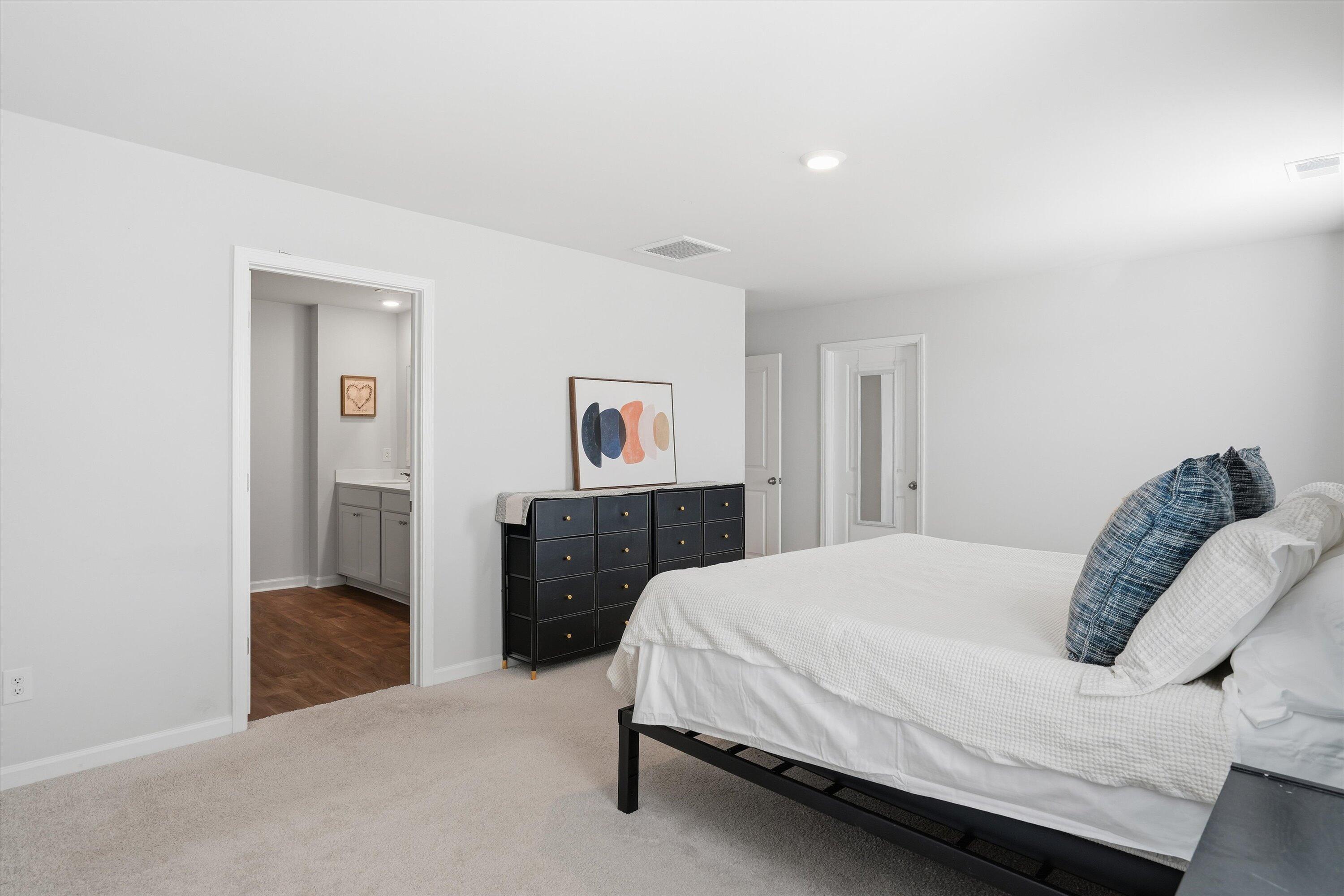 123 Horizon Rdg Drive Summerville, SC 29486 - Photo 30 of 48 Owner’s Bedroom