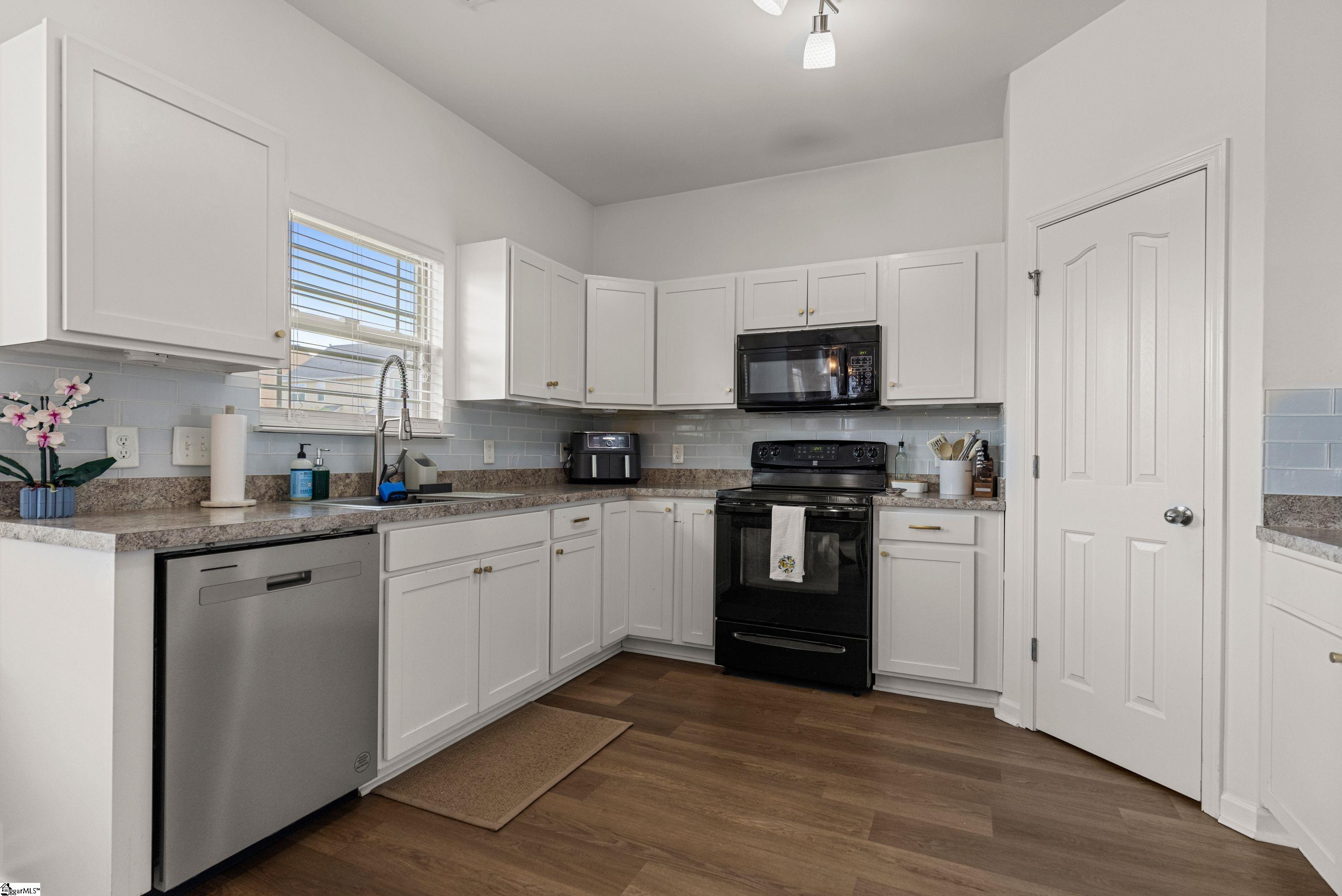 212 Werninger Court Greer, SC 29650 - Photo 9 of 23