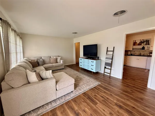 $235,000 | 1346 Hillcrest Drive, Graham, TX 76450