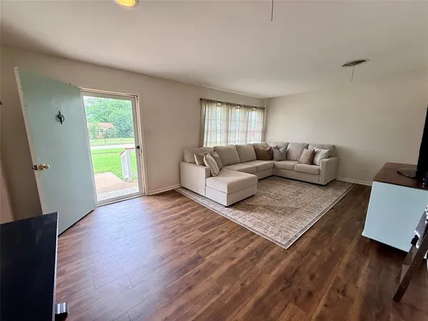 $235,000 | 1346 Hillcrest Drive, Graham, TX 76450
