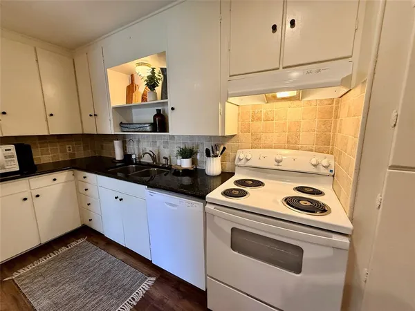 $235,000 | 1346 Hillcrest Drive, Graham, TX 76450