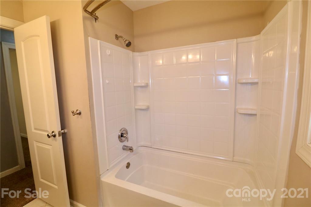 805 Park Road Dallas, NC 28034 - Photo 8 of 11 Gallery Image 8