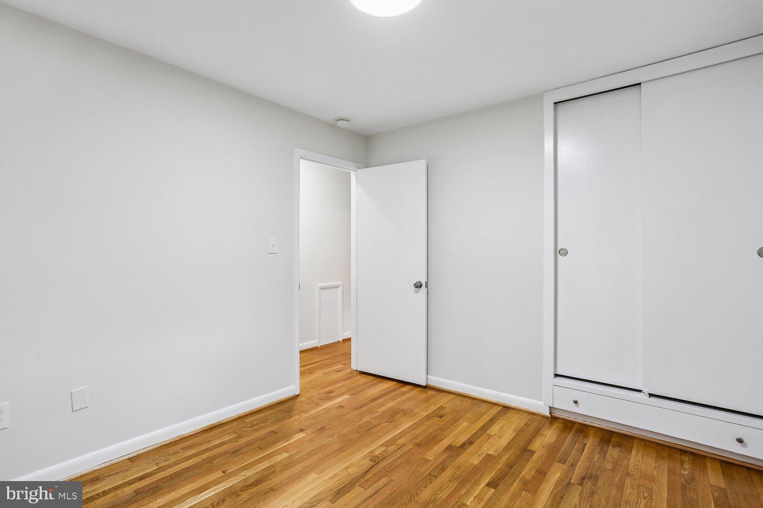 907 Hoyt Street Silver Spring, MD 20902 - Photo 35 of 69 Bedroom2