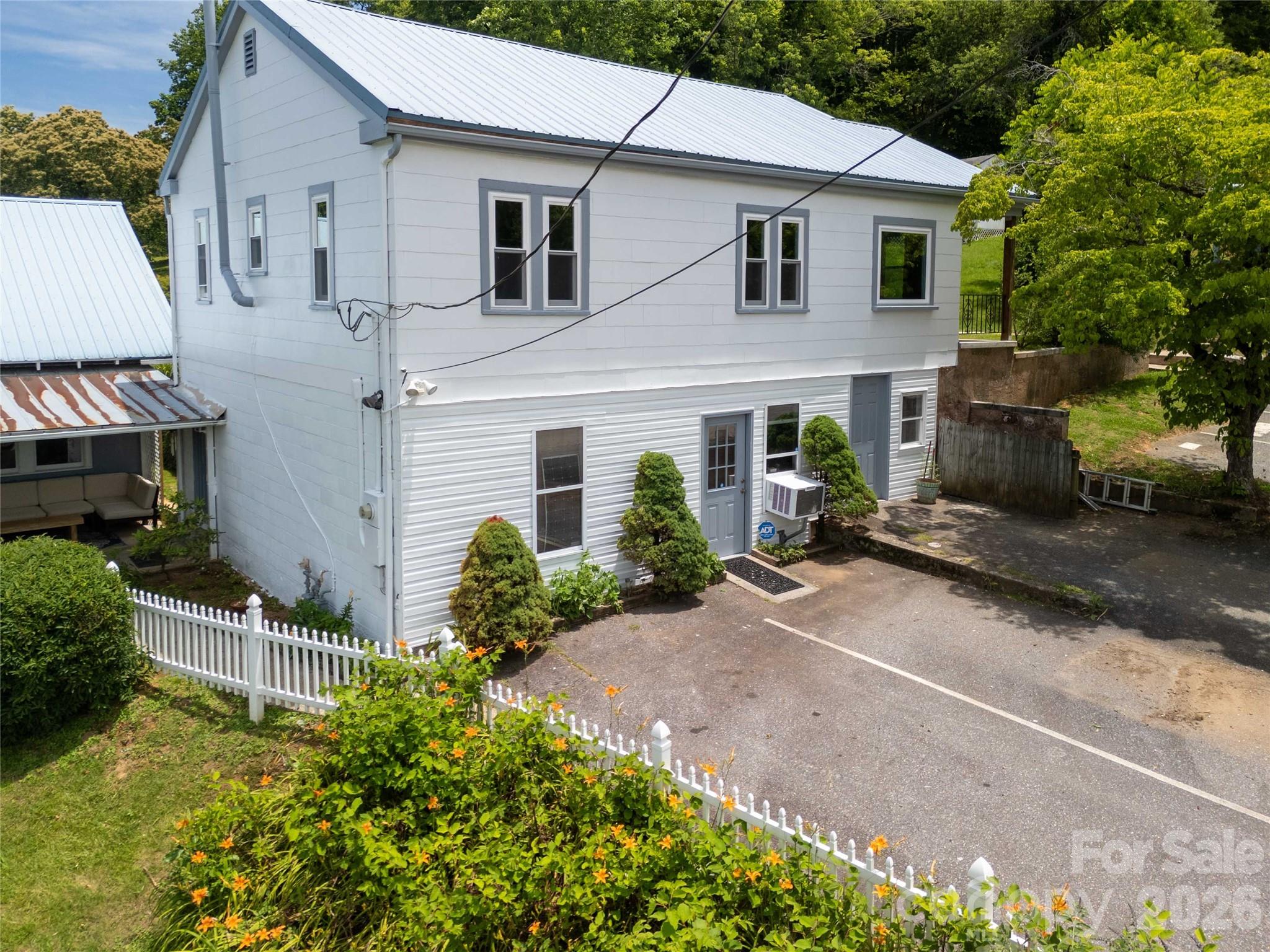 800 Main Street Bryson City, NC 28713 - Photo 27 of 42