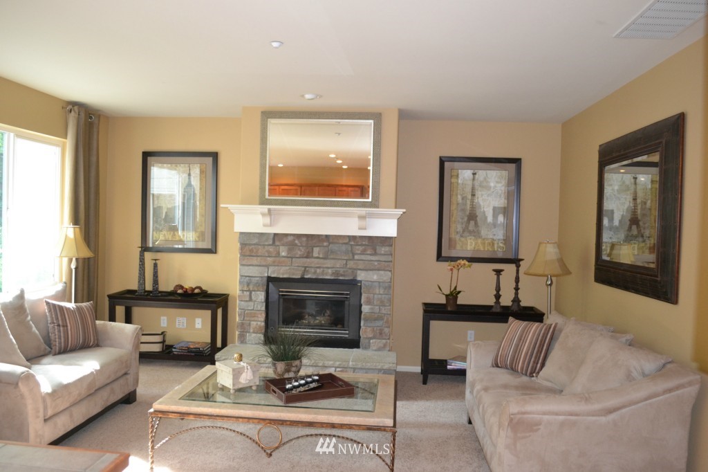 1907 Northeast 32nd Street Renton, WA 98056 - Photo 14 of 15
