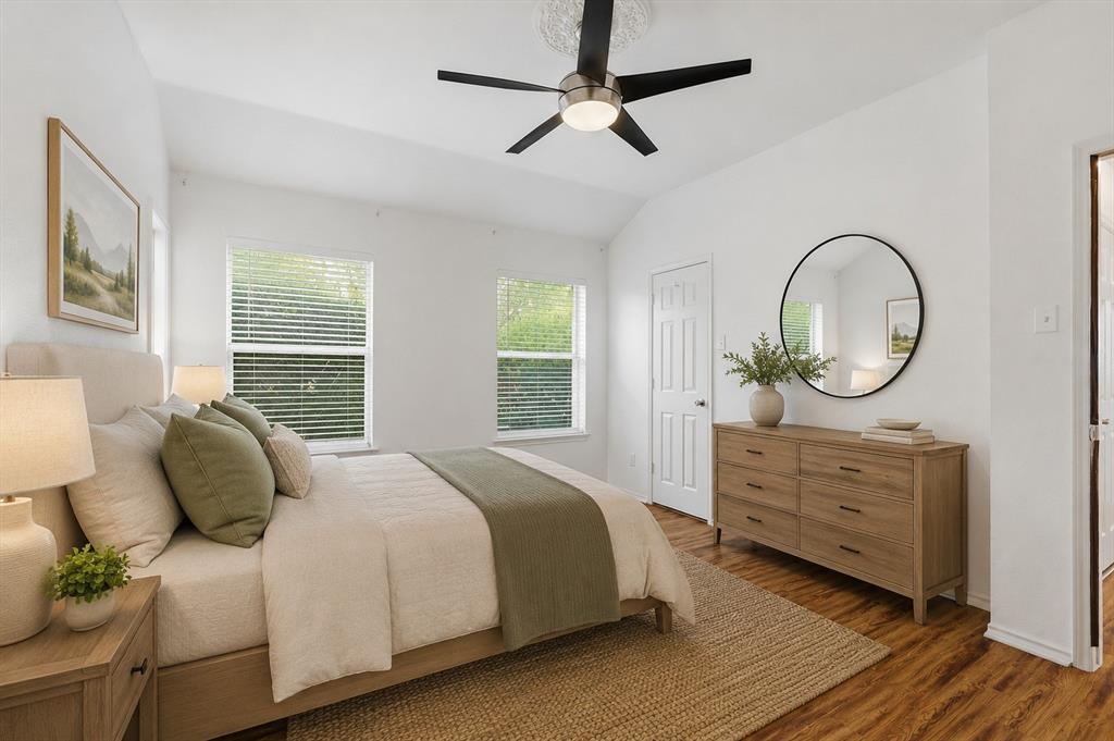 921 High Point Drive Midlothian, TX 76065 - Photo 8 of 39 Primary bedroom*VIRTUALLY STAGED*