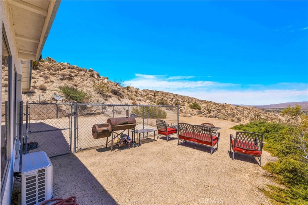 6177 Mandarin Road Yucca Valley, CA 92284 - Photo 36 of 58