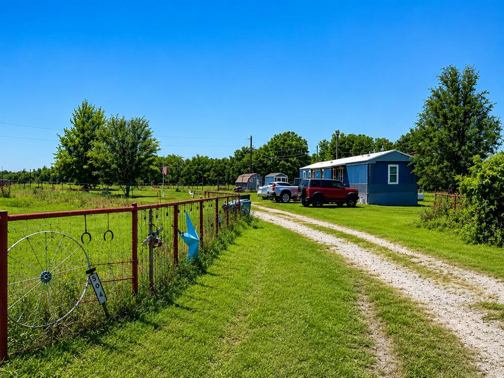 504 Cheaney Road Valley View, TX 76272 - Photo 1 of 16