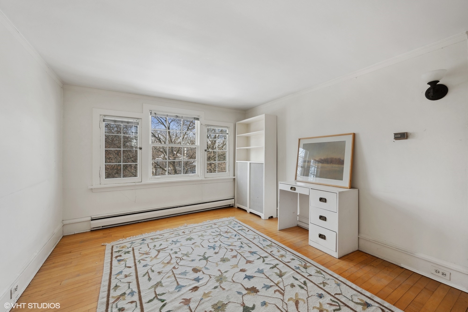 379 Ridge Avenue Winnetka, IL 60093 - Photo 20 of 31 a view of livingroom with workspace
