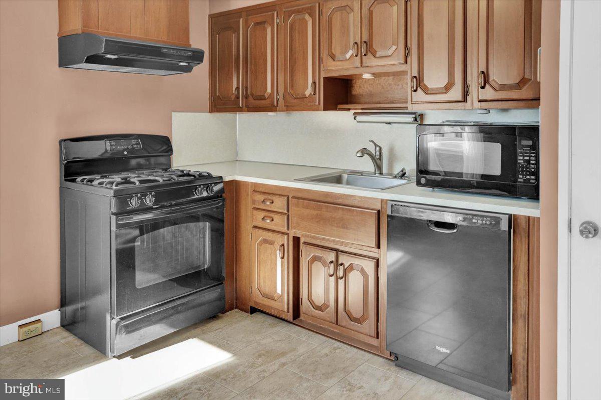 513 Harding Avenue Reading, PA 19607 - Photo 20 of 38