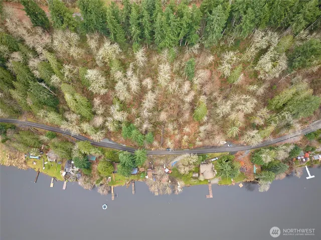 a view of a backyard of the house