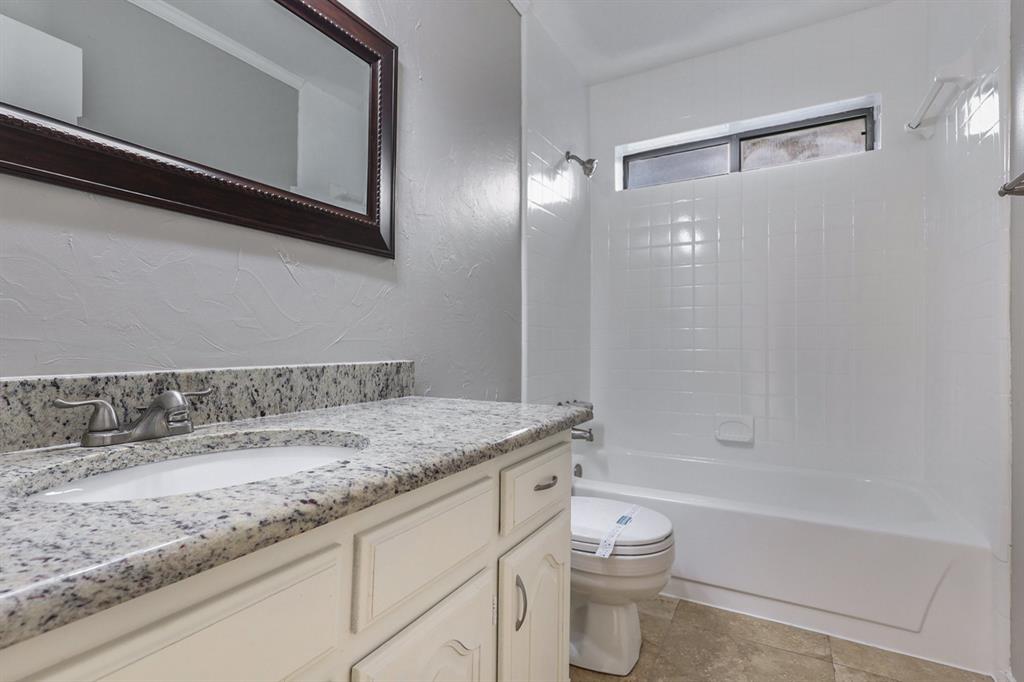 4028 Cedarview Road Dallas, TX 75287 - Photo 11 of 20