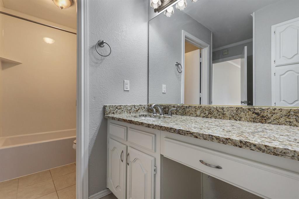 4028 Cedarview Road Dallas, TX 75287 - Photo 13 of 20