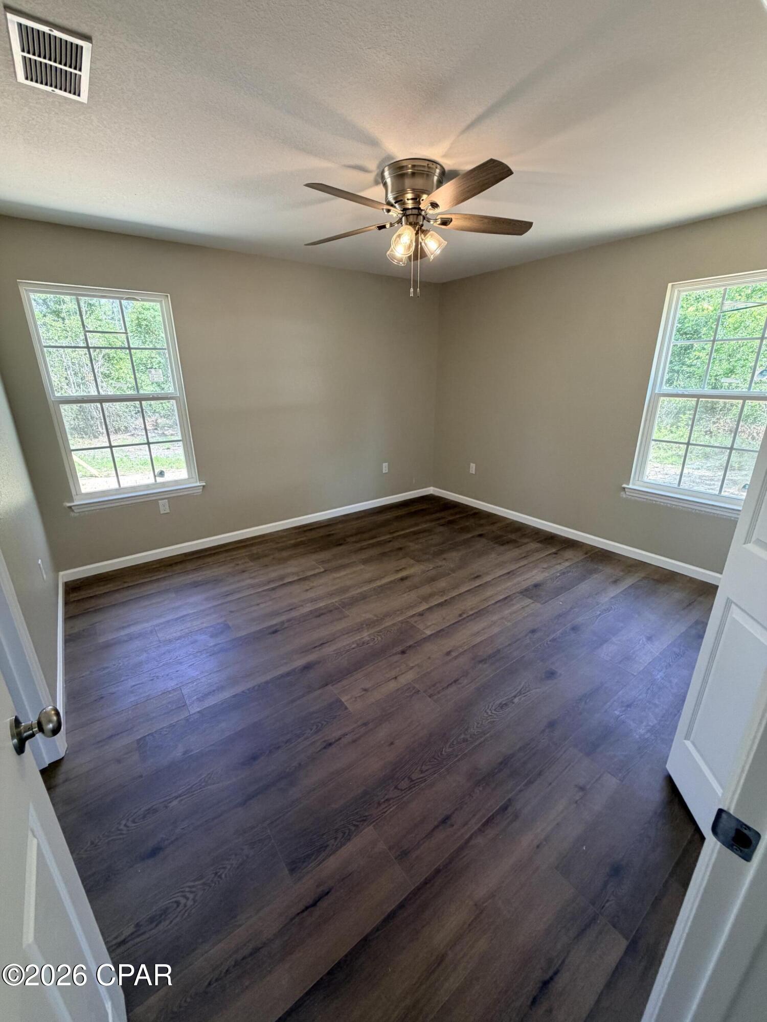 6642 Grande Oak Loop Grand Ridge, FL 32442 - Photo 8 of 9