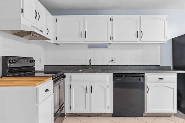 $159,000 | 1190 Charles Street, Unit 20, North Providence, RI 02904