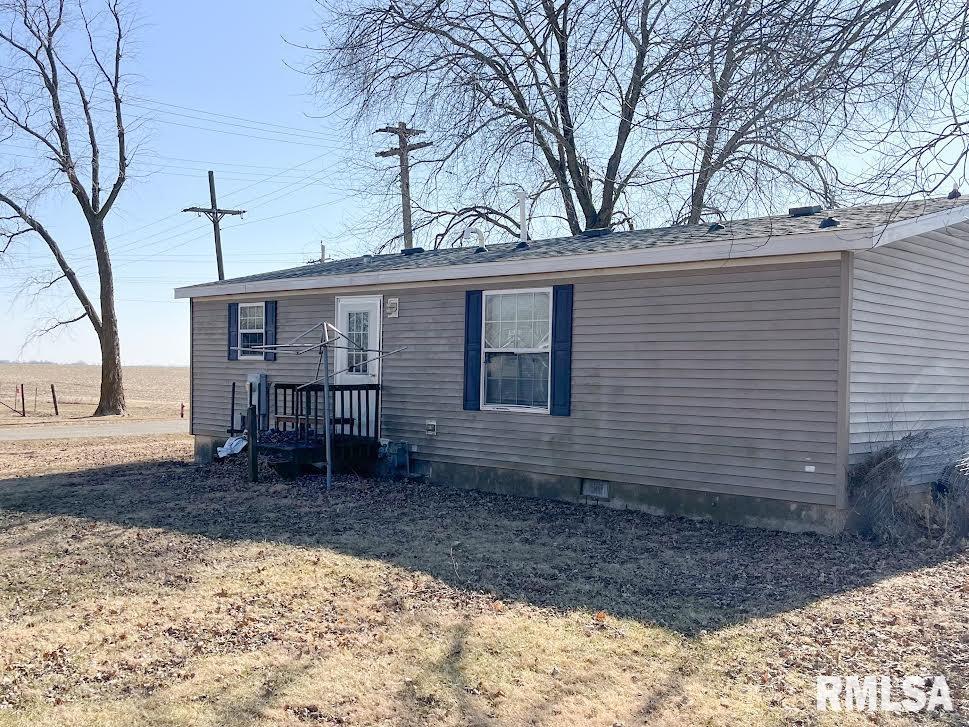 206 Bowery Street Table Grove, IL 61482 - Photo 3 of 9