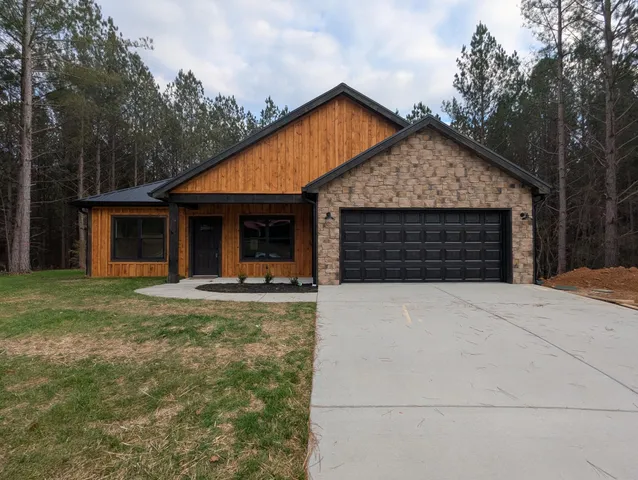 $319,900 | 333 Mountain View Circle, Ocoee, TN 37361