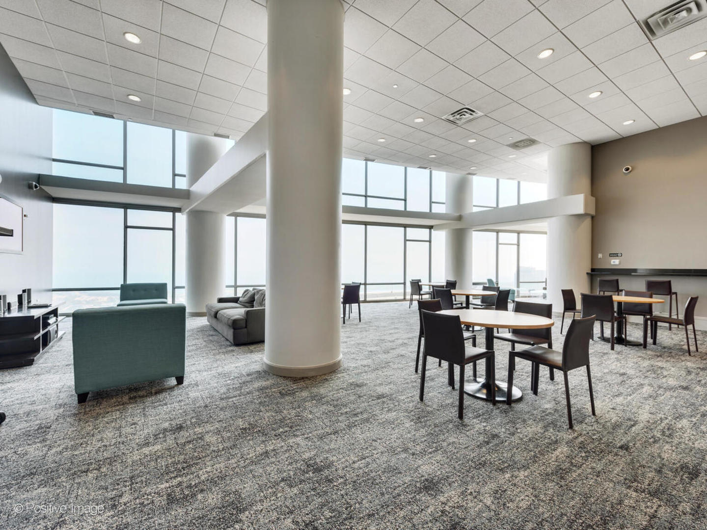 100 East 14th Street, Unit 1502 Chicago, IL 60605 - Photo 20 of 24