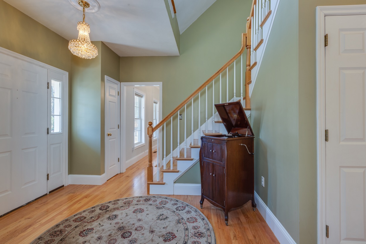3 Quail Run Road Windham, NH 03087 - Photo 12 of 40