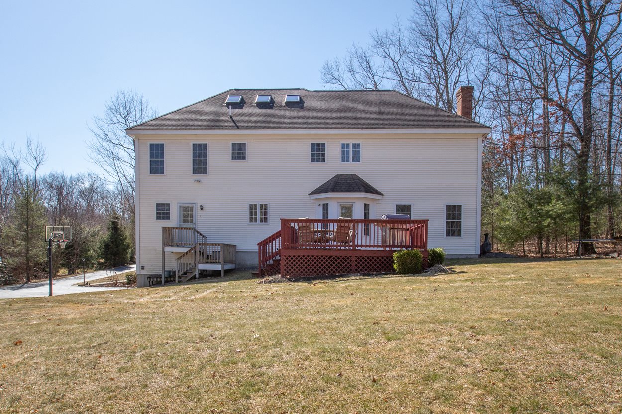 3 Quail Run Road Windham, NH 03087 - Photo 7 of 40