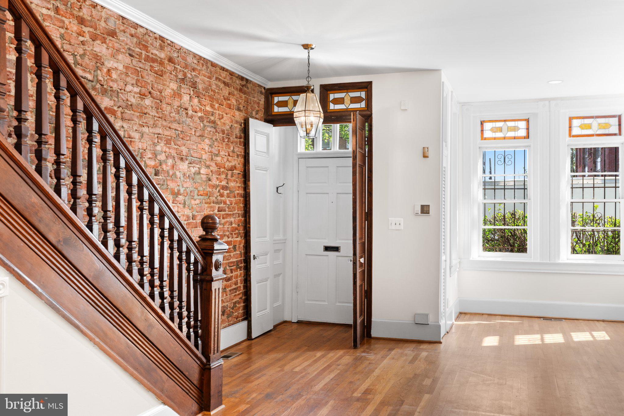 1112 I Street Southeast Washington, DC 20003 - Photo 3 of 42