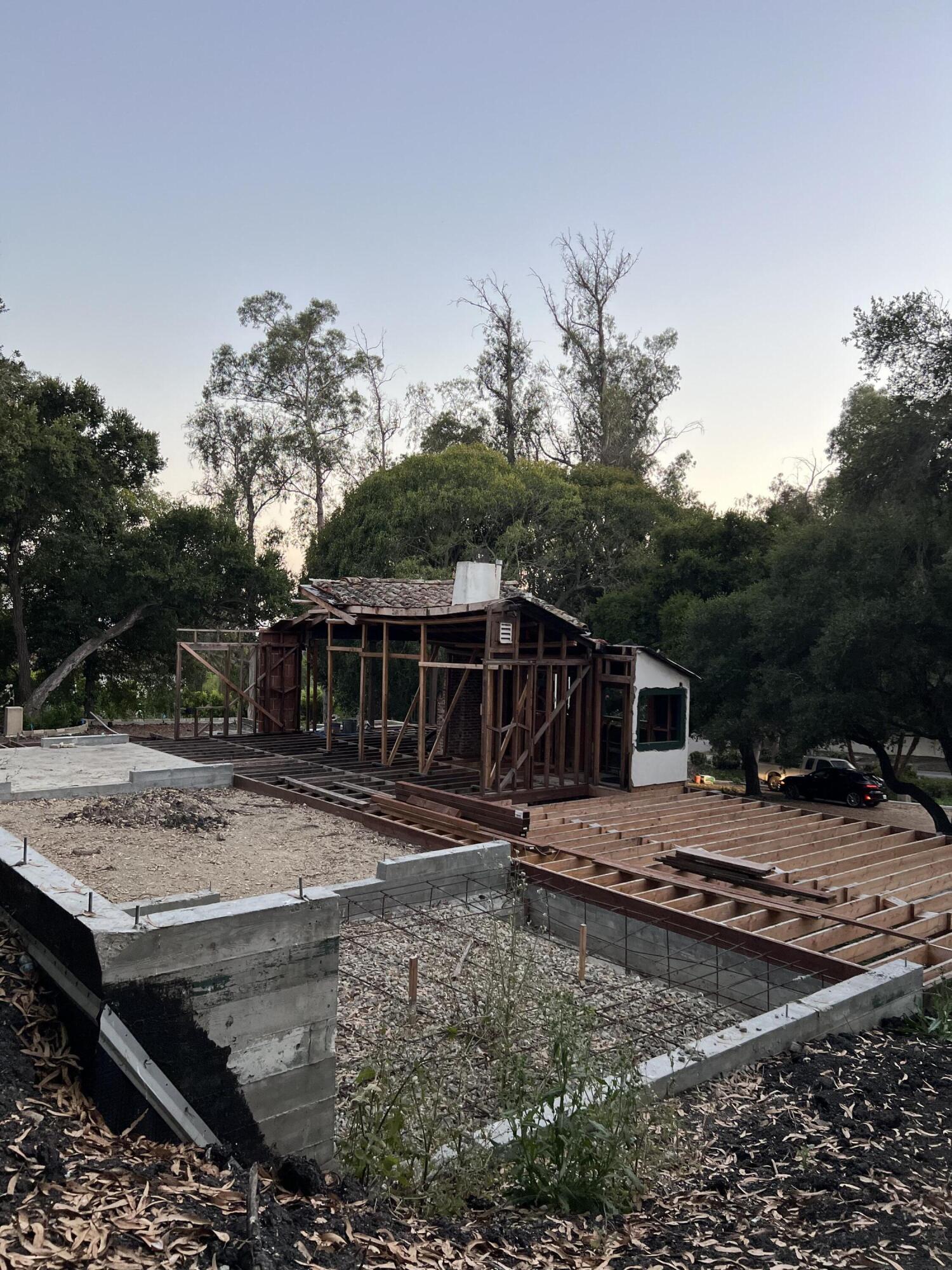 484 Barker Pass Road Montecito, CA 93108 - Photo 8 of 9 Single Story