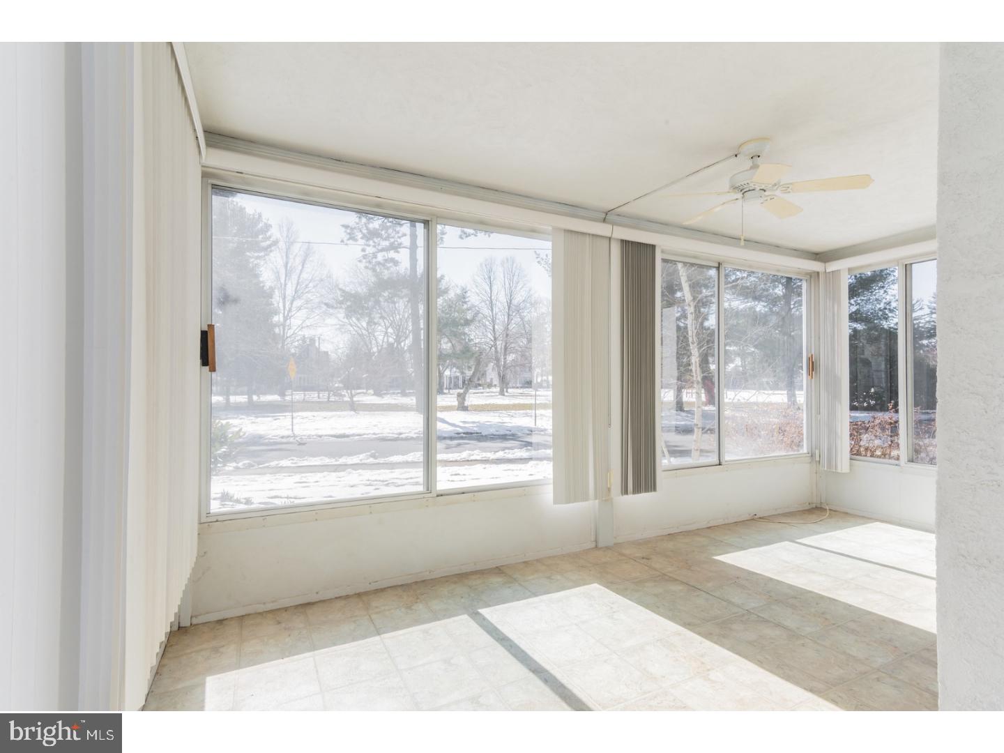 400 Tasker Street Ridley Park, PA 19078 - Photo 11 of 23 Sun Room