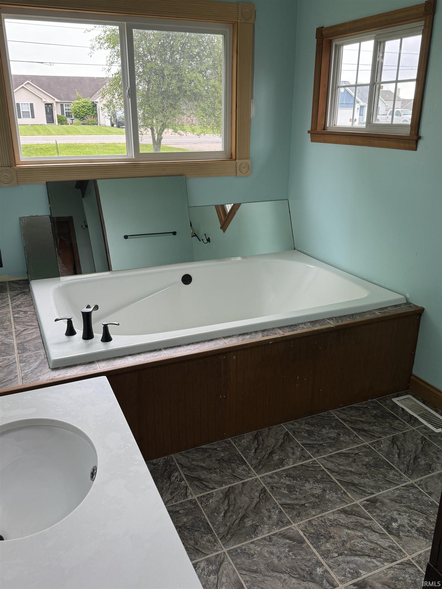 924 East Center Road Kokomo, IN 46902 - Photo 8 of 20