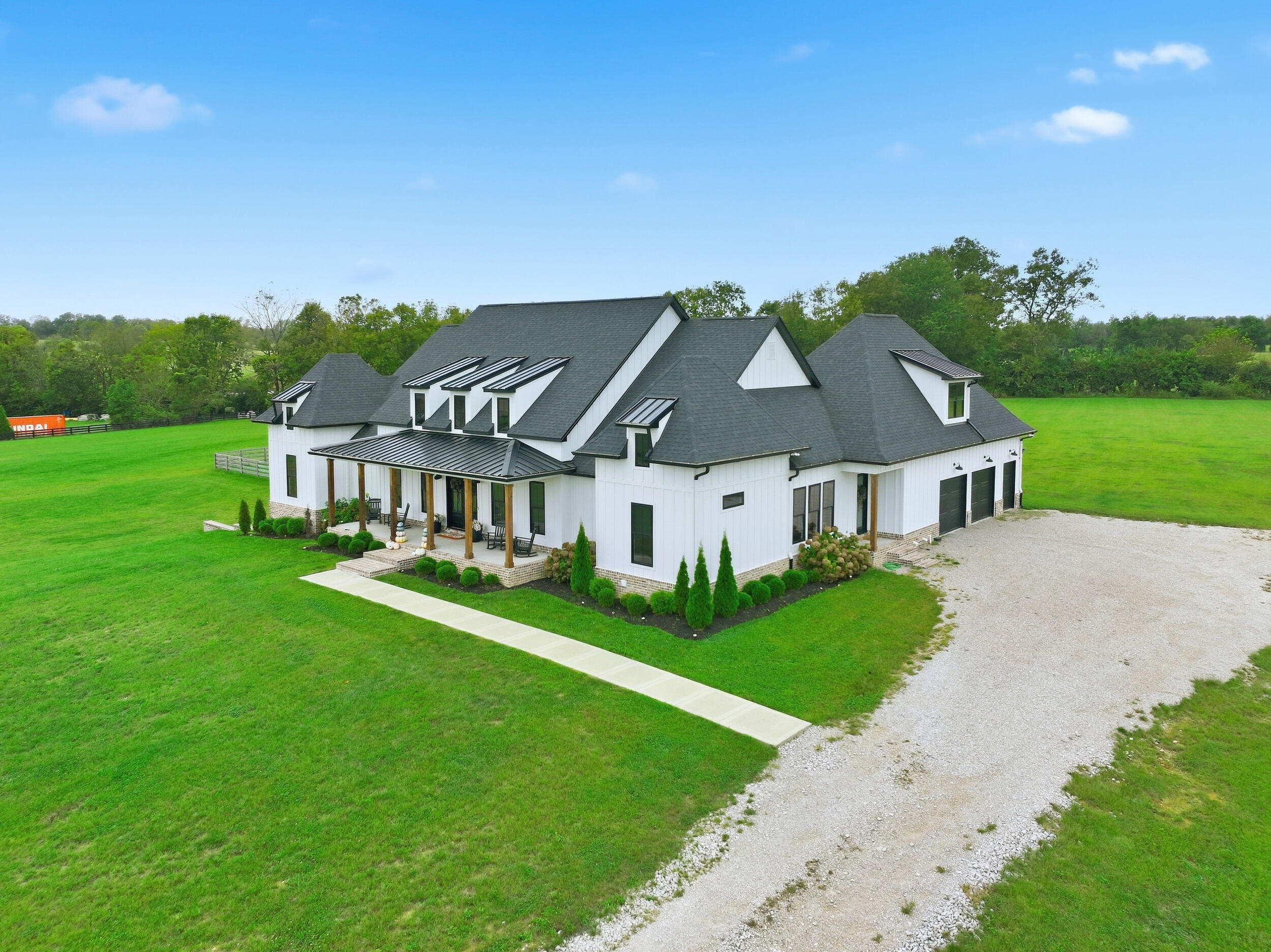 5440 Lexington Road Lexington, KY 40511 - Photo 73 of 79 82_dji_fly_20260919_014218_691_179022012