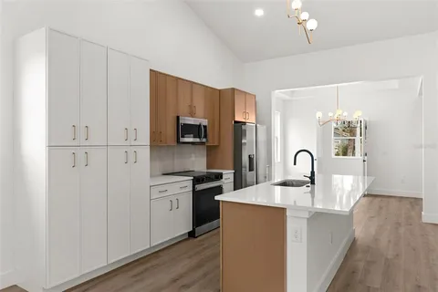 $525,000 | 1607 East Ida Street, Tampa, FL 33610