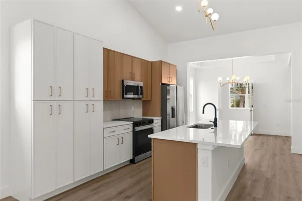 $489,000 | 1607 East Ida Street, Tampa, FL 33610