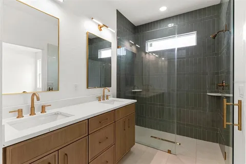 $525,000 | 1607 East Ida Street, Tampa, FL 33610