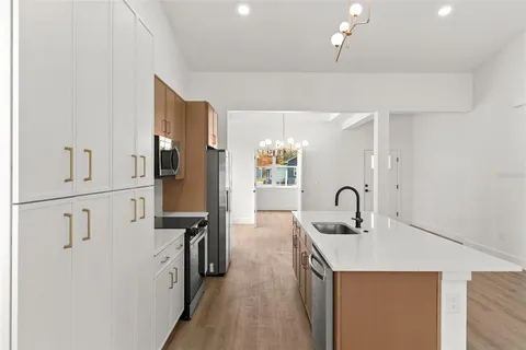 $525,000 | 1607 East Ida Street, Tampa, FL 33610