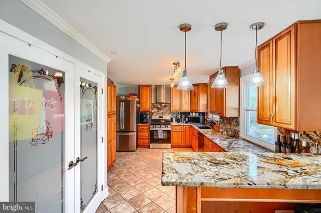 $749,999 | 4 Valley Oak Court, Lutherville-Timonium, MD 21093