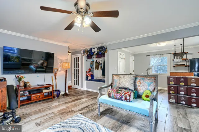 $749,999 | 4 Valley Oak Court, Lutherville-Timonium, MD 21093