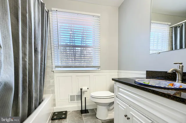 $749,999 | 4 Valley Oak Court, Lutherville-Timonium, MD 21093