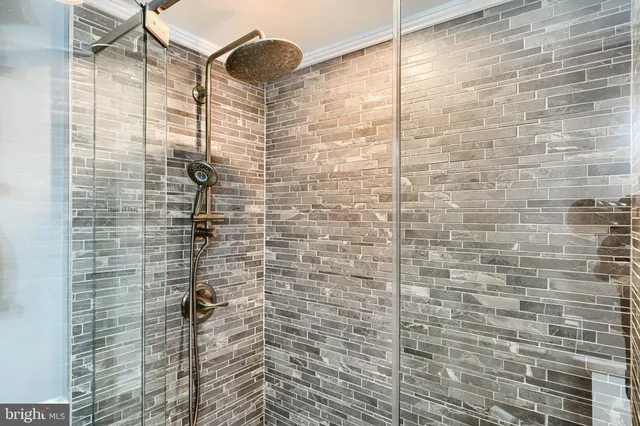 $749,999 | 4 Valley Oak Court, Lutherville-Timonium, MD 21093