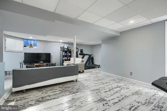 $749,999 | 4 Valley Oak Court, Lutherville-Timonium, MD 21093